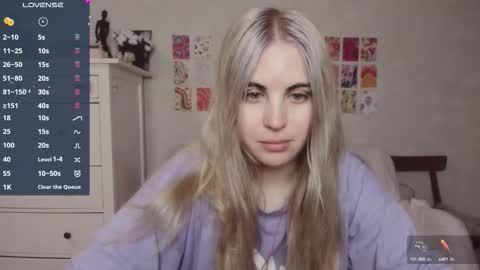 Snapshot of pawwsup1 chatting on 10/05/25, 07:07 Allisses online show from 10/05/25, 07:07