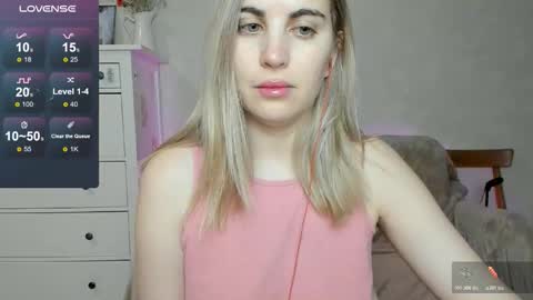 Snapshot of pawwsup1 chatting on 12/14/25, 06:30 Allisses online show from 12/14/25, 06:30