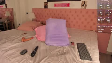 Snapshot of paytonferrara_ chatting on 02/20/25, 09:22 PaytonFerrara online show from 02/20/25, 09:22