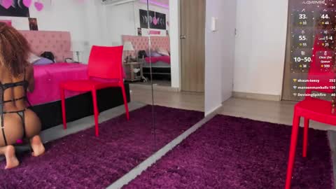 Snapshot of paytonferrara_ chatting on 02/24/25, 09:10 PaytonFerrara online show from 02/24/25, 09:10