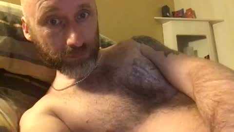Snapshot of pc2334 chatting on 06/14/26, 11:07 pc2334 online show from 06/14/26, 11:07
