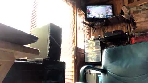 pcpeins online show from 04/19/26, 07:16