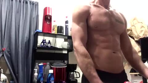 Hung sung Hero online show from 12/23/24, 12:03