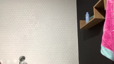 Hung sung Hero online show from 09/23/25, 12:35