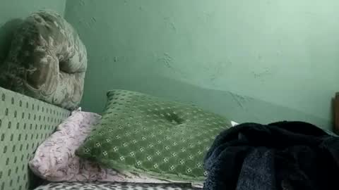 Snapshot of peacefulness93 chatting on 11/01/25, 04:03 peacefulness93 online show from 11/01/25, 04:03