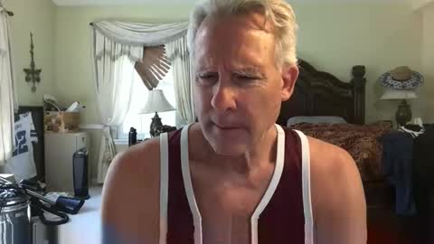 Snapshot of peacemakerone1 chatting on 05/21/26, 04:36 peacemakerone1 online show from 05/21/26, 04:36