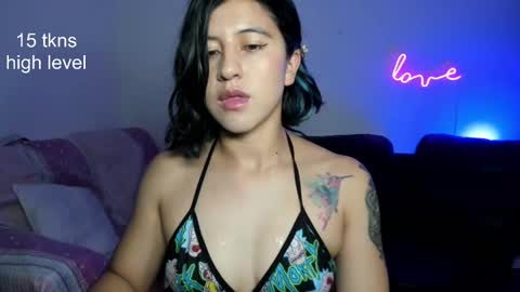 S online show from 02/19/25, 10:20