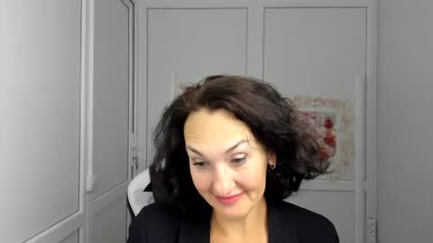 Christina online show from 07/20/26, 10:39