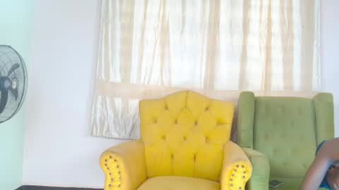 ella online show from 04/17/26, 09:45