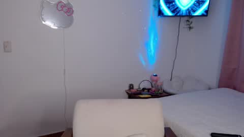 Snapshot of peacherry_ chatting on 12/31/24, 04:06 peacherry_ online show from 12/31/24, 04:06