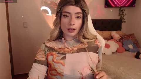 peacherry_ online show from 04/12/26, 01:54