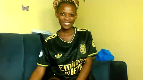 peachie online show from 09/12/25, 12:11