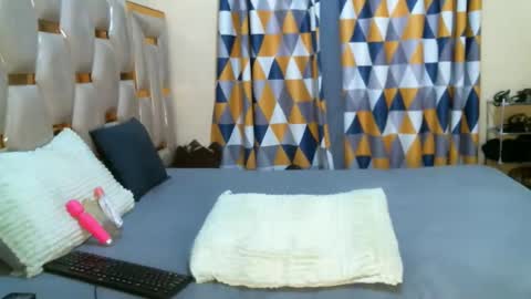 Peachy online show from 03/11/26, 06:19