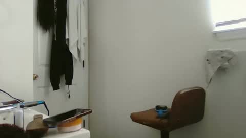 peachyhoneydrip online show from 05/10/26, 09:20