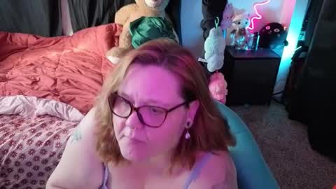 Peachy Nessa online show from 03/19/26, 11:09