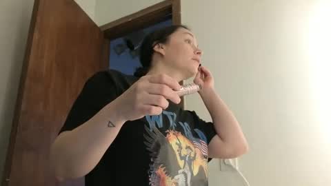 PeachyObsession online show from 12/04/25, 09:56