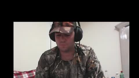 Snapshot of peachz_n_cream chatting on 12/29/24, 02:42 peachz_n_cream online show from 12/29/24, 02:42