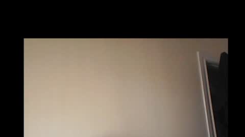 Snapshot of peachz_n_cream chatting on 02/17/25, 09:41 peachz_n_cream online show from 02/17/25, 09:41