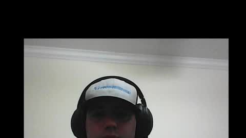 Snapshot of peachz_n_cream chatting on 03/10/25, 01:23 peachz_n_cream online show from 03/10/25, 01:23