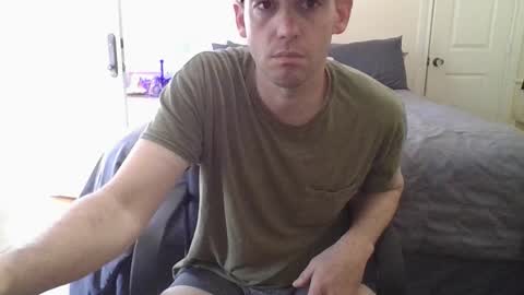 Snapshot of peachz_n_cream chatting on 02/16/26, 06:59 peachz_n_cream online show from 02/16/26, 06:59