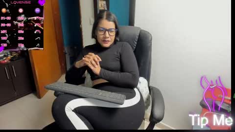 Tangerine Penaut online show from 04/10/26, 10:47