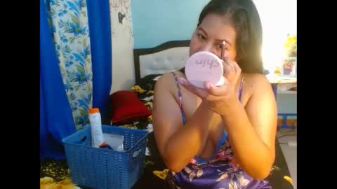 pearlaofasia21 online show from 11/20/25, 10:04