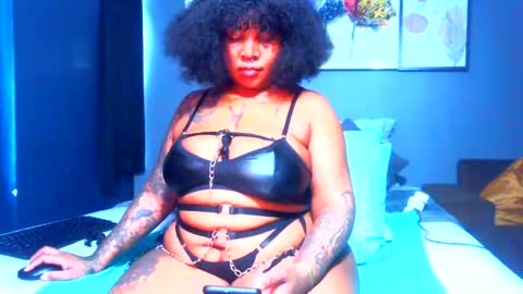 Pearl online show from 02/25/25, 04:46