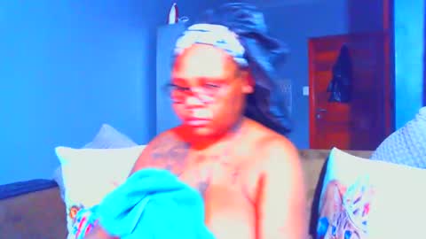 Pearl online show from 03/10/25, 07:18