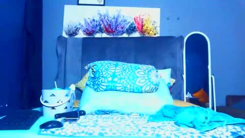 Pearl online show from 09/14/25, 06:40