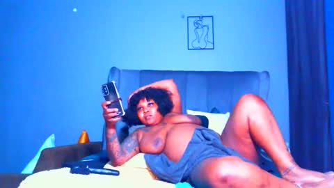 Pearl online show from 04/21/26, 01:42