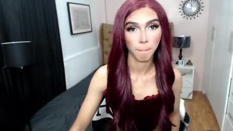 Pearl online show from 01/27/25, 05:47