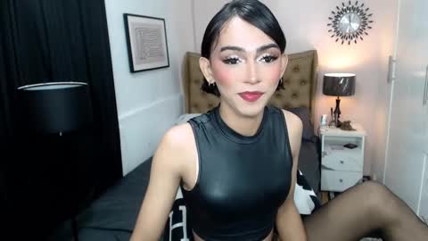 Pearl online show from 02/09/25, 03:12