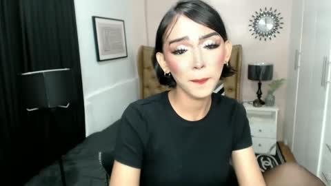 Pearl online show from 02/23/25, 02:57