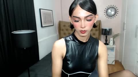 Pearl online show from 03/10/25, 05:43