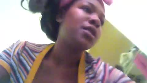 Snapshot of pebblessmith453 chatting on 11/16/25, 01:28 pebblessmith453 online show from 11/16/25, 01:28