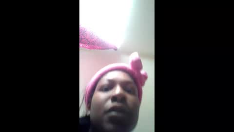 Snapshot of pebblessmith453 chatting on 12/15/25, 02:54 pebblessmith453 online show from 12/15/25, 02:54