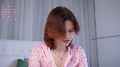 Lily online show from 02/04/26, 01:11