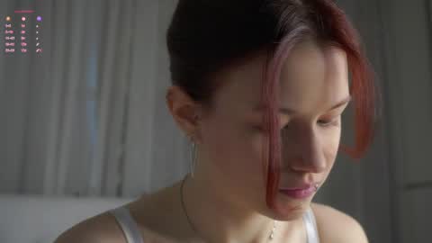 Lily online show from 04/07/26, 01:06