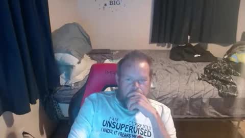 Snapshot of pecker40 chatting on 04/11/26, 12:37 pecker40 online show from 04/11/26, 12:37