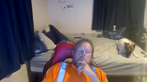 Snapshot of pecker40 chatting on 05/22/26, 12:51 pecker40 online show from 05/22/26, 12:51