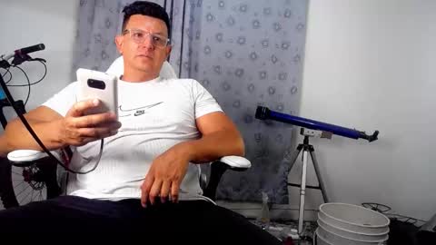 Snapshot of pedro_picapica chatting on 09/11/25, 10:54 Pedro online show from 09/11/25, 10:54