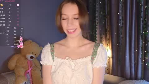 Snapshot of peek_in_my_window chatting on 01/22/25, 01:11 tony online show from 01/22/25, 01:11