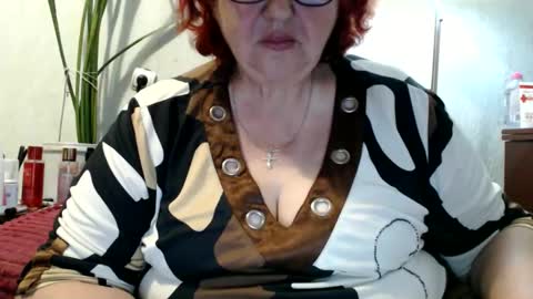 Snapshot of peggysoft chatting on 06/09/26, 07:47 PeggySoft online show from 06/09/26, 07:47
