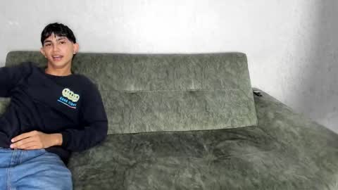 Snapshot of pelusos_mens chatting on 02/04/26, 07:09 CAIN-19 ALLEN-18 RONALD-18 AUSTIN-18 MOD DANTE online show from 02/04/26, 07:09