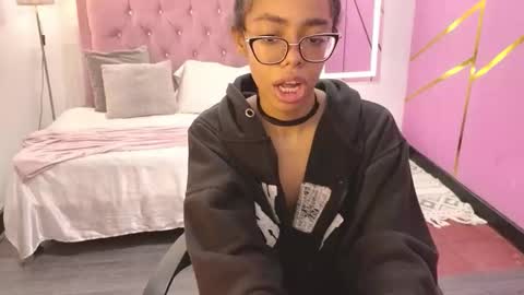 peneelopeecute online show from 02/05/26, 08:46