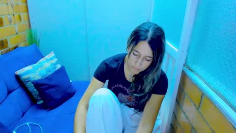 Penelope online show from 02/04/25, 08:17