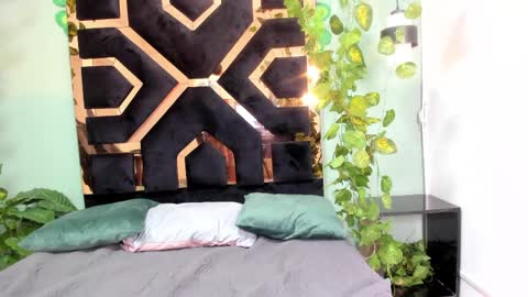 jazmin y kevin online show from 04/11/26, 12:15