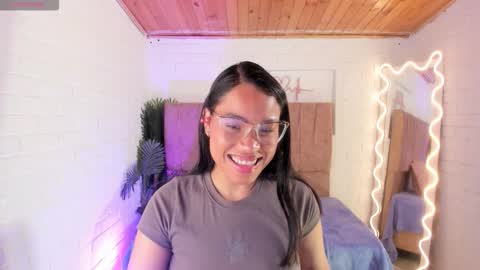 penelope online show from 11/18/25, 03:23