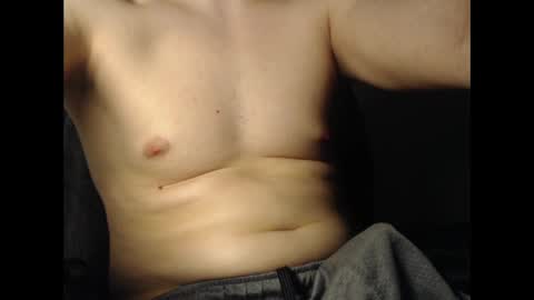 Snapshot of penisyey15555 chatting on 09/21/25, 04:25 penisyey15555 online show from 09/21/25, 04:25