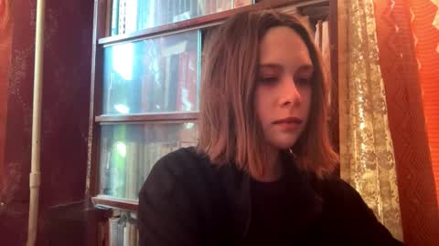 Snapshot of pennilinko chatting on 03/15/26, 05:35 Alya online show from 03/15/26, 05:35